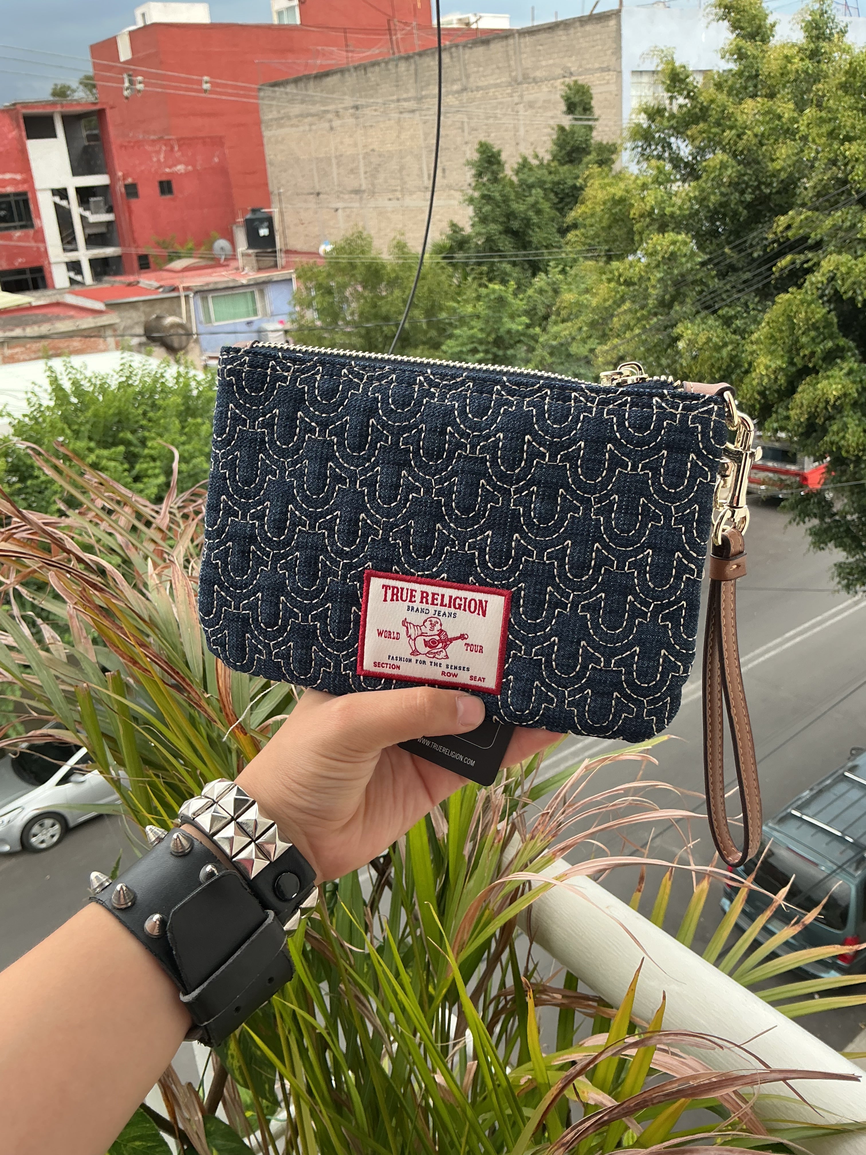 Muñequera True Religion